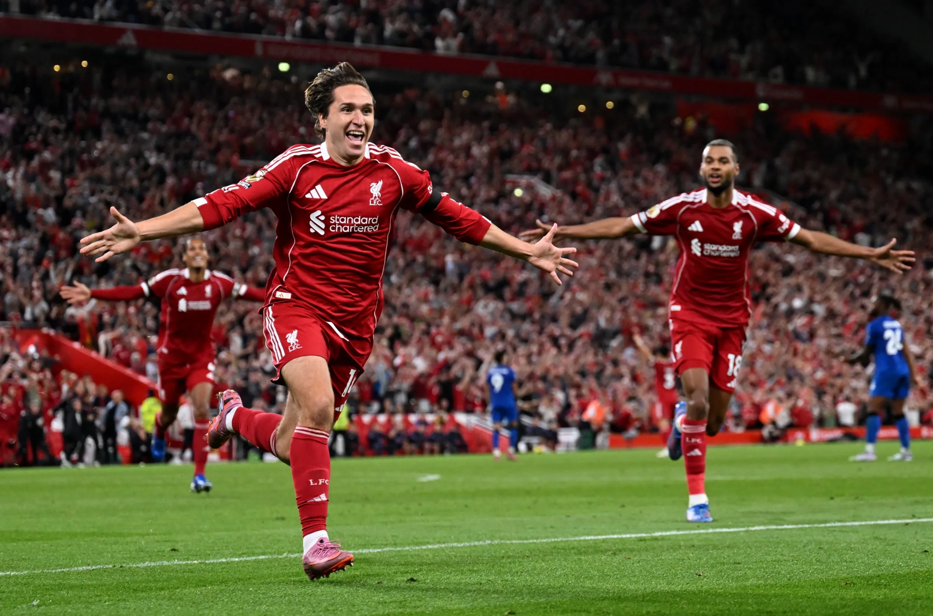 Liverpool survive Bournemouth comeback in thrilling opener