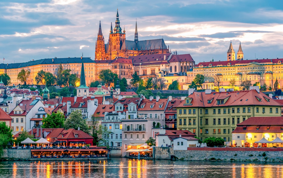 Rediscover Prague: Why Locals Should Take a Guided Tour in Their Own City