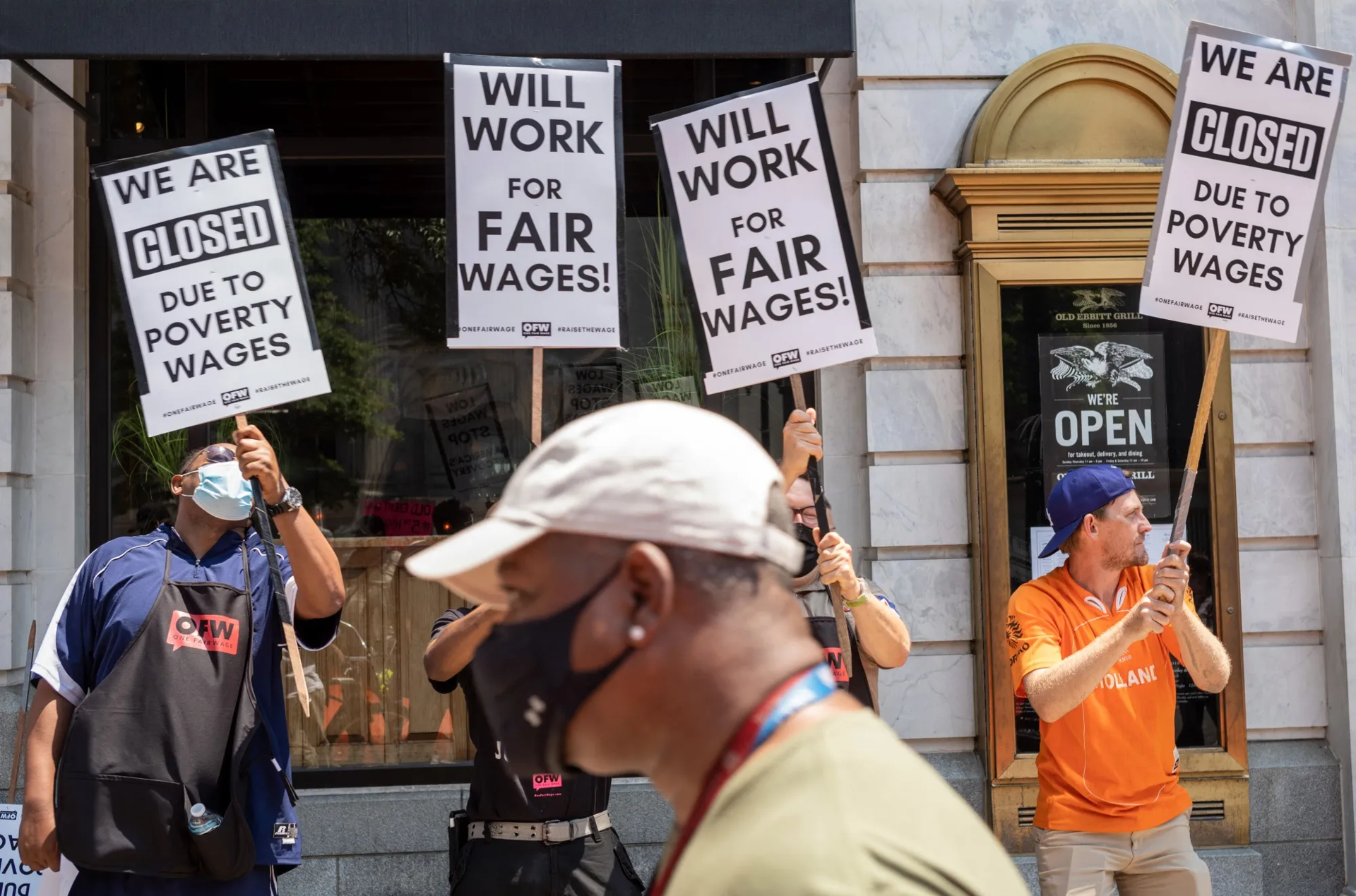 U.S. Wages Still Trail Inflation: Teachers Hit Hardest While Healthcare and Hospitality Workers Gain