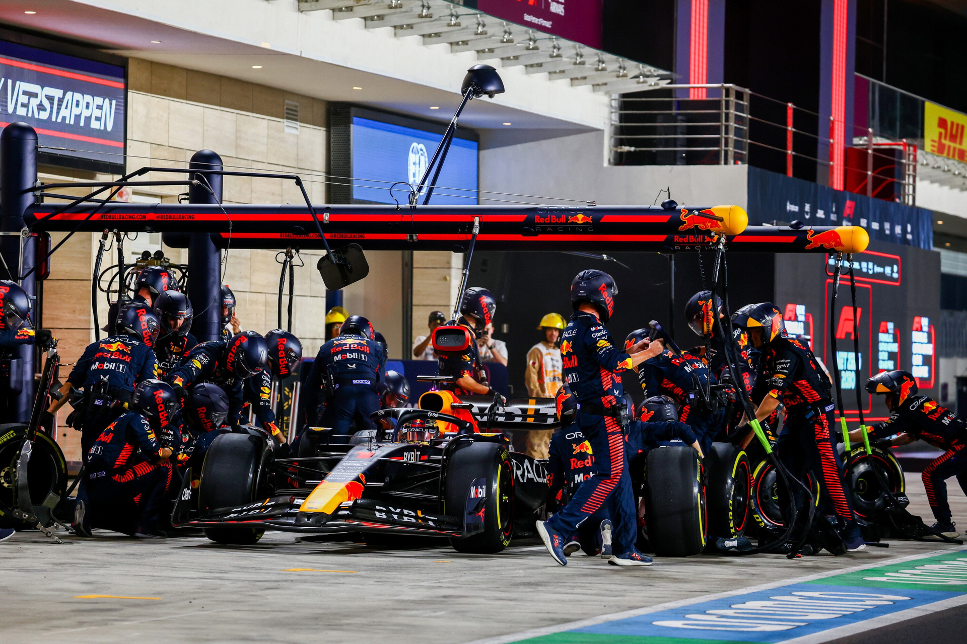 Pirelli Slams 25-Lap Limit on All Tires at 2025 Qatar Grand Prix